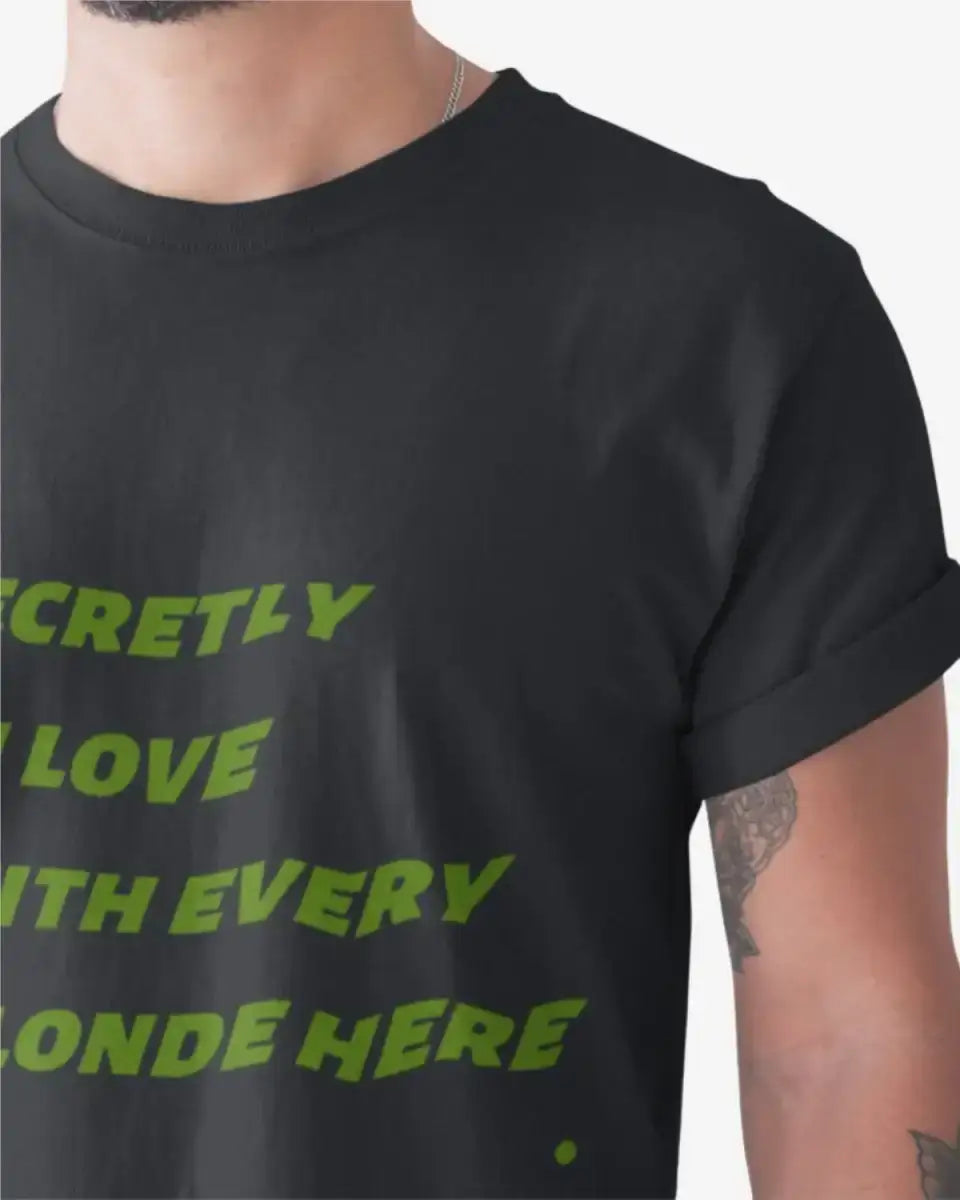 T217 - T-shirt - In Love With Every Blonde - Funny Outfits