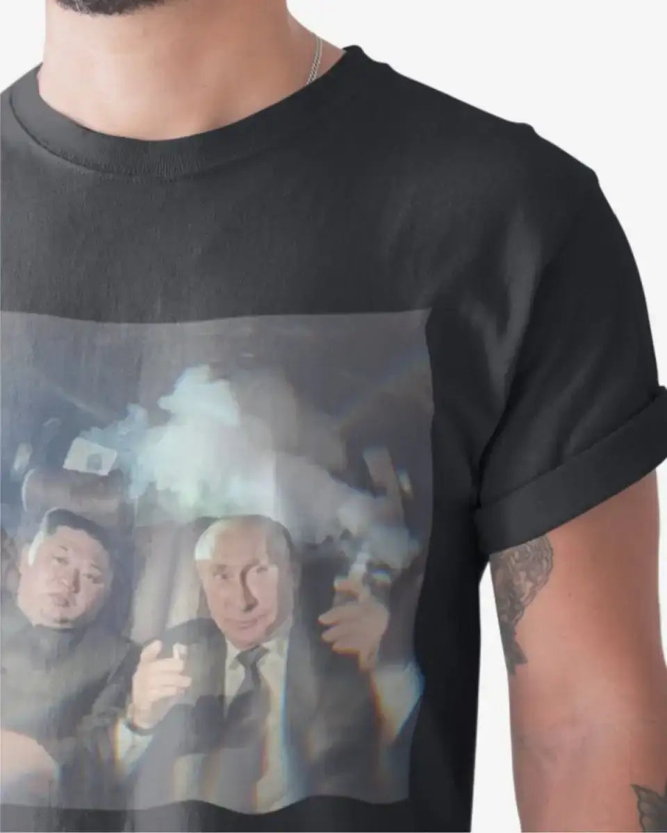 T302 - T-shirt - Putin & Kim Driving - Funny Outfits